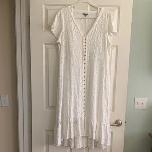 Torrid Dress 👗 White Eyelet Button-Down Dress